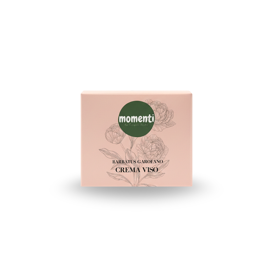 Una crema viso vellutata, dalla texture morbida e sensoriale, formulata con ingredienti naturali e arricchita con l’estratto di Dianthus Barbatus, il prezioso garofano del poeta. Pensata per coccolare ogni tipo di pelle, questa crema idrata, lenisce e protegge, contrastando i segni del tempo e le discromie. È il trattamento ideale per chi desidera una pelle nutrita, compatta e luminosa, con la delicatezza di un gesto d’amore quotidiano. 50 ml
